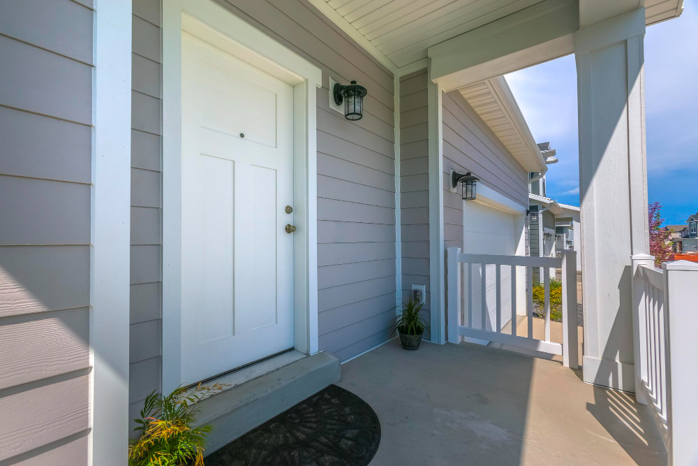 East Beach Pella® Door Styles